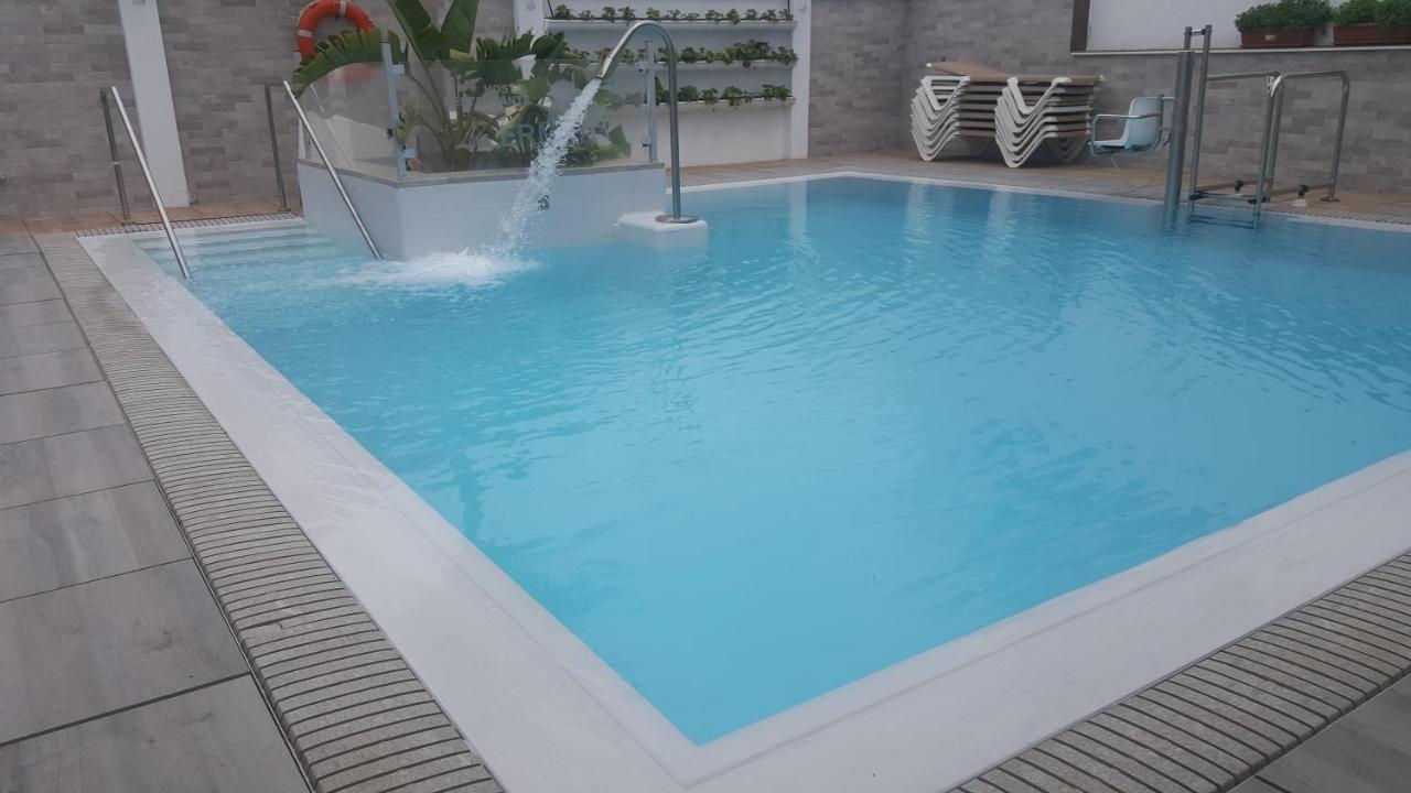 Hostal La Ermita Nerja Εξωτερικό φωτογραφία