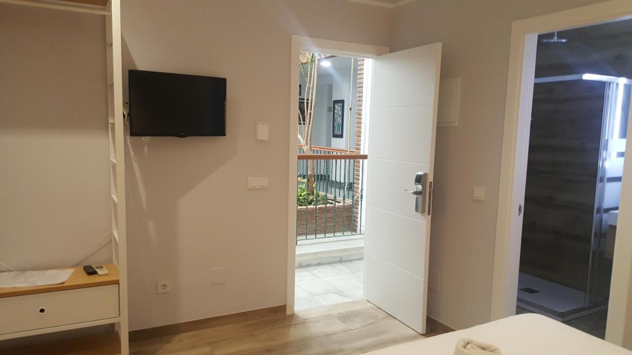 Hostal La Ermita Nerja Εξωτερικό φωτογραφία