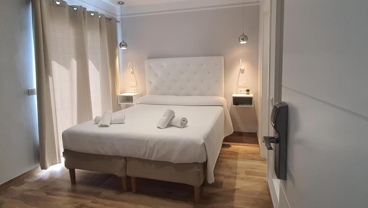 Hostal La Ermita Nerja Εξωτερικό φωτογραφία