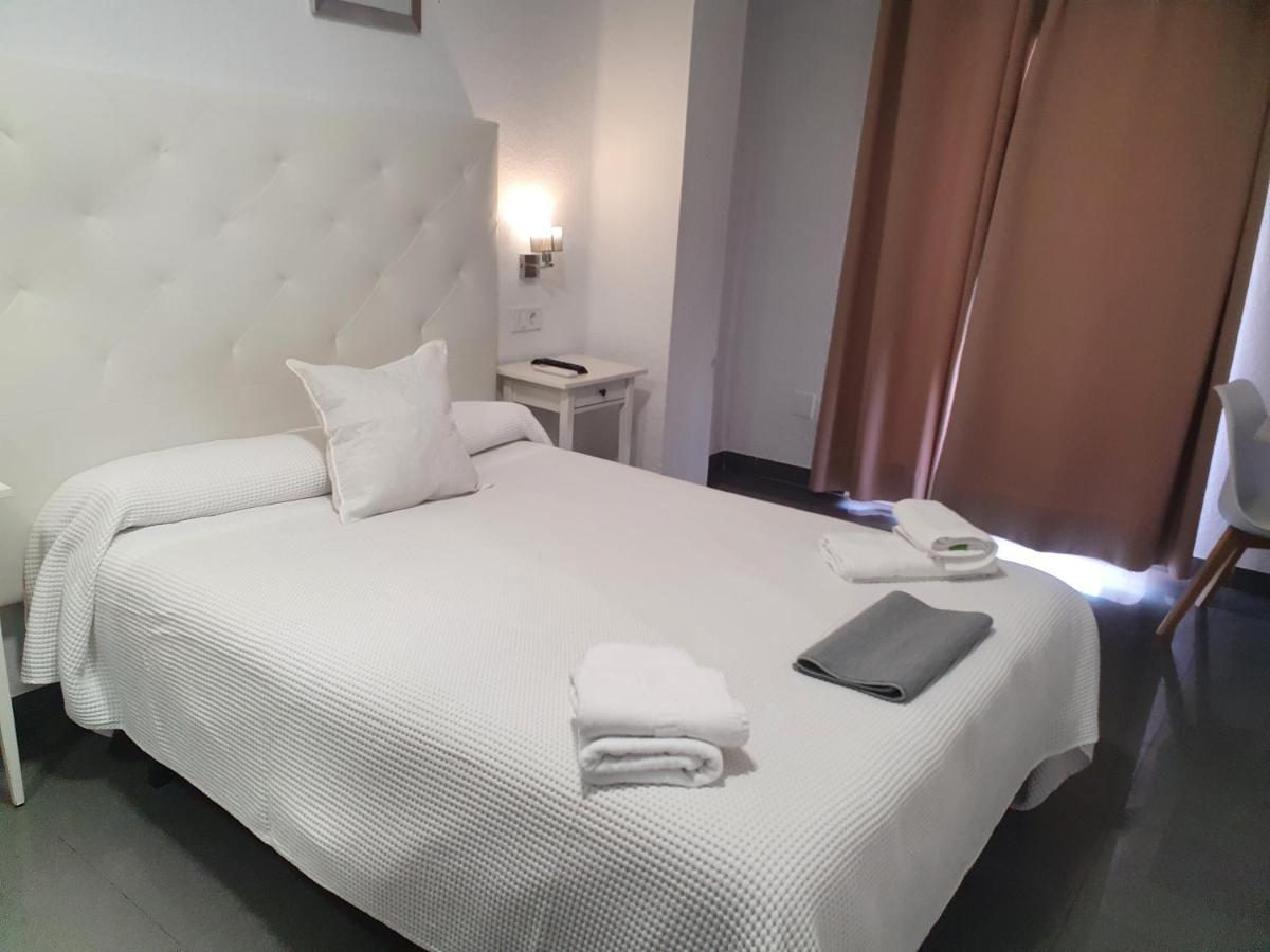 Hostal La Ermita Nerja Εξωτερικό φωτογραφία