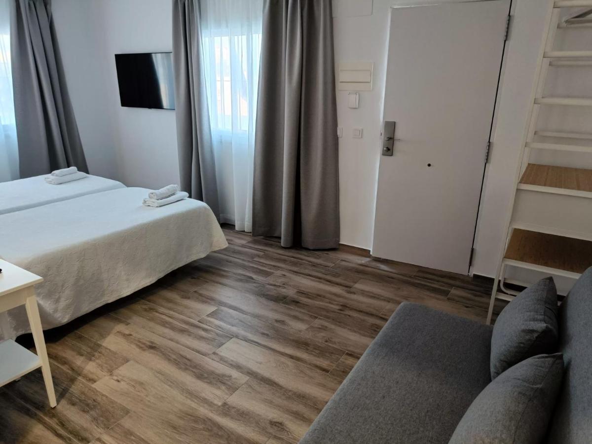 Hostal La Ermita Nerja Εξωτερικό φωτογραφία