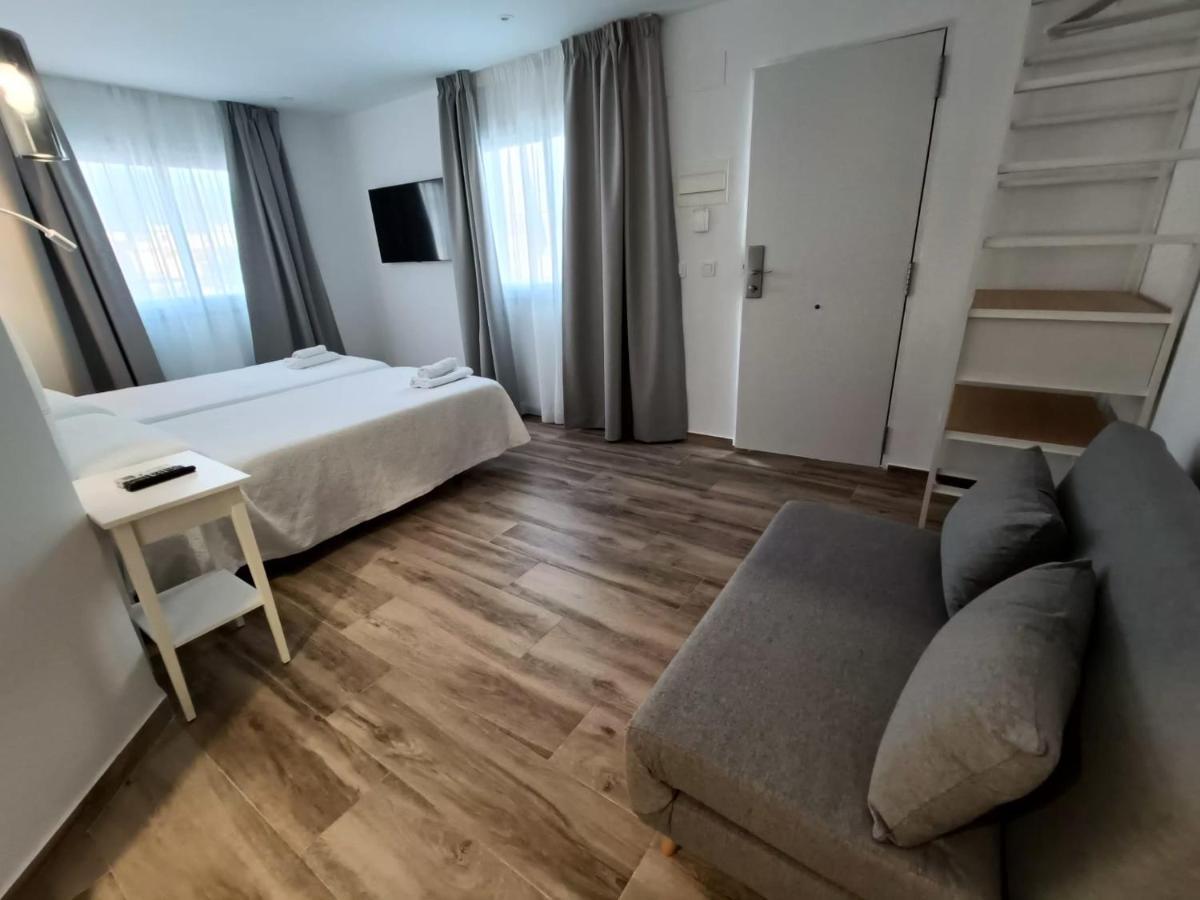 Hostal La Ermita Nerja Εξωτερικό φωτογραφία